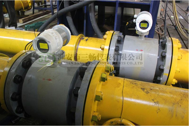 电磁流量计作为标准表在不同介质温度下的工作特性实验分析