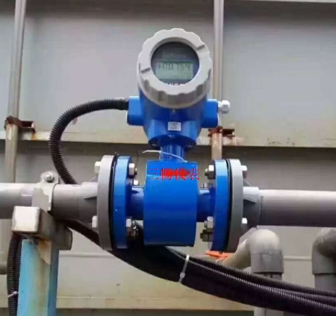 电磁流量计处于测量状态时怎么增加流量显示值